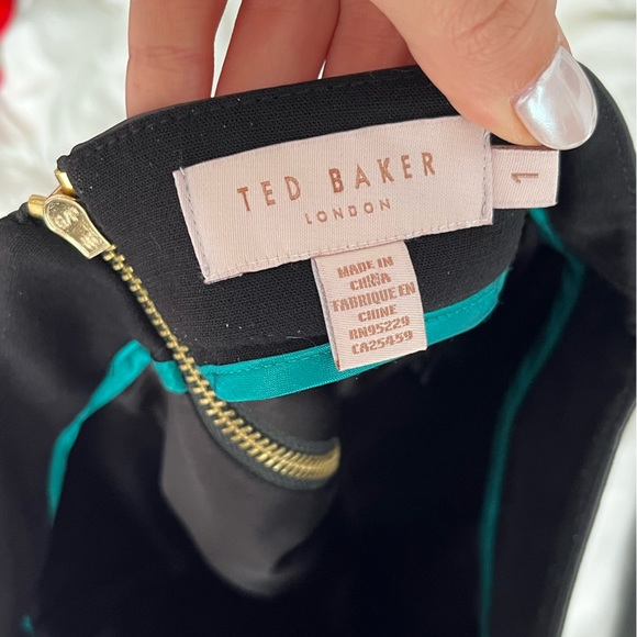 TED BAKER SKIRT- LEATHER FEATURE - Picture 3 of 3